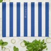Blaue Streifen auf einer beliebigen Farbe mit benu Handtuch (Gefaltet)