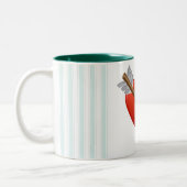 Blaue Streifen - durchbrochenes Valentinherz Zweifarbige Tasse (Links)
