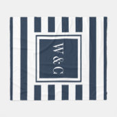 Blaue Streifen Trendy Monogram Fleecedecke (Vorderseite (Horizontal))