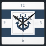 Blaue Streifen und Anker mit Monogramm Quadratische Wanduhr<br><div class="desc">Dicke blaue und weiße Streifen mit Anker und Monogramm. Personalisieren Sie wie gewünscht.</div>