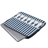 Blaue Streifen und Seepferde Laptopschutzhülle (Vorne Knopf)