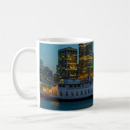 Blaue Stunde in der Stadt Kaffeetasse