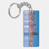 Blaue Stundenansicht von im Stadtzentrum gelegenem Schlüsselanhänger (Vorderseite links)