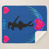 Blaue Tanzdecke mit Ballerina und rosa Herzen. Sherpadecke (Vorderseite (Horizontal))