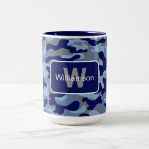 Blaue Tarnung mit Personalisierung   Zweifarbige Tasse