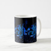 blaue Tasse mit blauem Design (VorderseiteRechts)