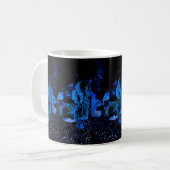 blaue Tasse mit blauem Design (Vorderseite Links)