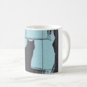 Blaue Tasse mit schwarzer Katze im Fenster (VorderseiteRechts)