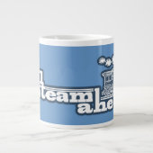 Blaue Tasse mit Volldampf-Vorlauf-Triebzug (Vorderseite)