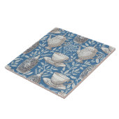 Blaue Teetassen mit Vintage-Blattdesign Fliese (Seite)