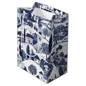Blaue Toile-Landschaftsszene Mittlere Geschenktüte (Rückseite Schrägansicht)