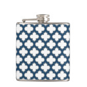 Blaue Trellis, Gitter, Quatrefolie Flachmann (Vorderseite)