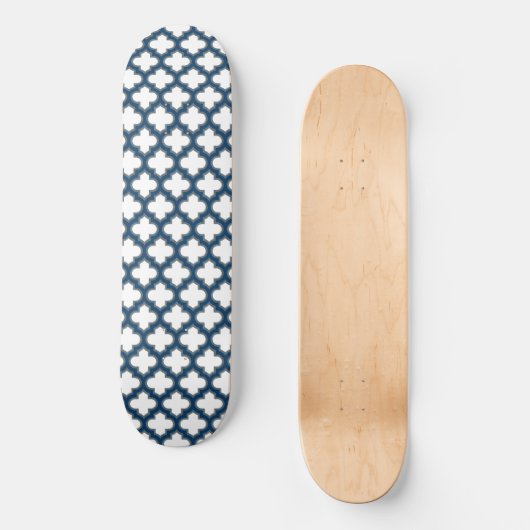 Blaue Trellis, Gitter, Quatrefolie Skateboard (Vorderseite)