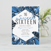 Blaue tropische Palme-Blätter mit mittlerem Denim  Einladung (Stehend Vorderseite)