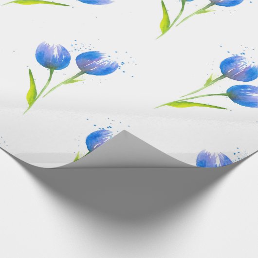 Blaue Tulips Wasserfarbmuster Geschenkpapier (Ecke)