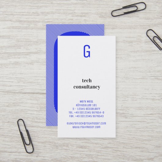 Blaue Typografie Visitenkarte (Vorderseite/Rückseite Beispiel)