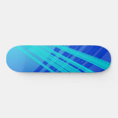 Blaue und Aquamarine Abstrakte Linien Skateboard (Horizontal)
