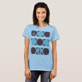 Blaue und braune Friedenspunkte T-Shirt (Vorne ganz)