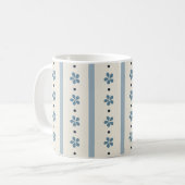 Blaue und cremefarbene Streifen und Blumen Kaffeetasse (Vorderseite Links)