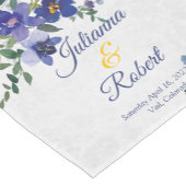 Blaue und gelbe Aquarellfarben Hochzeitsfeier Kurzer Tischläufer (Ecke)