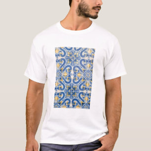 Blaue und gelbe Fliesen, Portugal T-Shirt