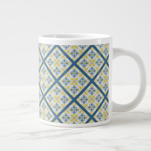 Blaue und gelbe hübsche portugiesische Fliesen Jumbo-Tasse (Rechts)
