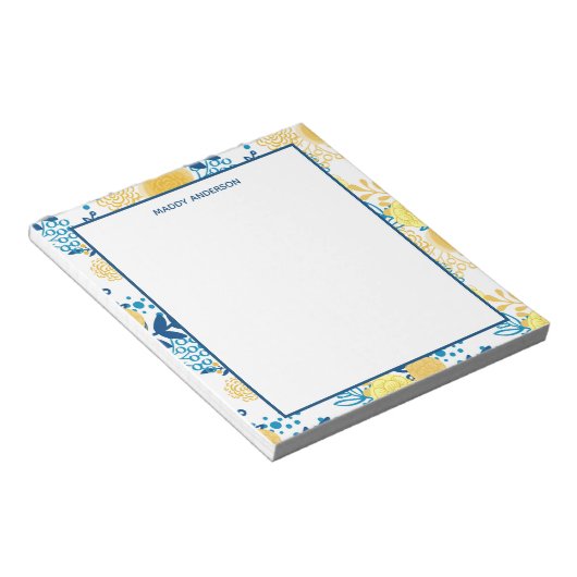 Blaue und gelbe Marigolds Muster Personalisiert Notizblock (angewinkelt)