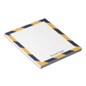 Blaue und gelbe Streifen Personalisiert Notizblock (angewinkelt)