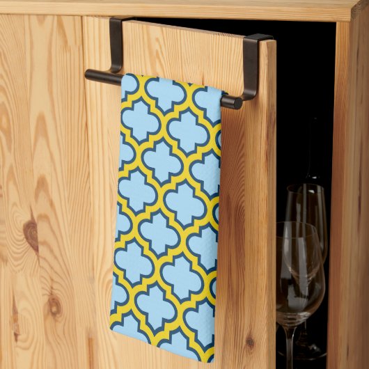 Blaue und gelbe Trellis, Gitter, Quatrefolie Geschirrtuch (Drittel gefaltet)