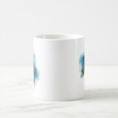Blaue und goldene Blume mit zartem Aquarellhimmel Kaffeetasse (Mittel)