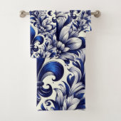 Blaue und graue Fleur de lis Badhandtuch Set (Insitu)