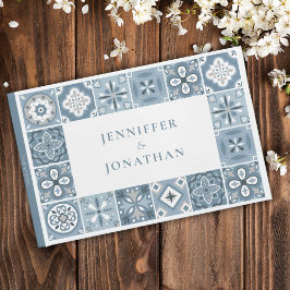 Blaue und graue spanische Fliesen Gästebuch