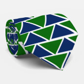Blaue und grüne Dreiecke Krawatte (Gerollt)