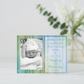 Blaue und grüne Junge Geburtsankündigung Postkarte (Stehend Vorderseite)