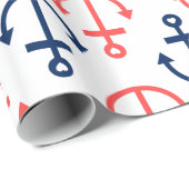 Blaue und korallenähnliche Anker auf Weiß Geschenkpapier (Rolleneckpunkt)