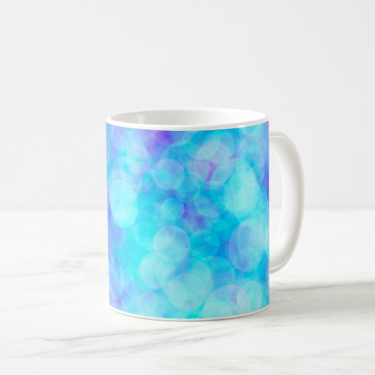 Blaue und Lila Bokeh-Blasen Kaffeetasse (VorderseiteRechts)