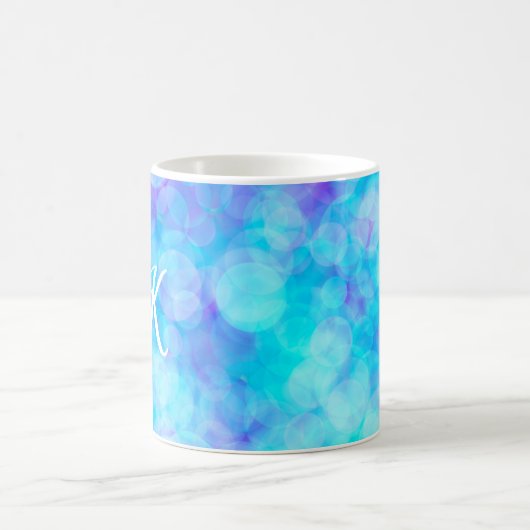 Blaue und Lila Bokeh-Blasen Kaffeetasse (Mittel)