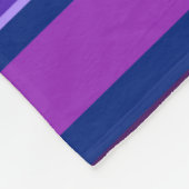 Blaue und lila horizontale Streifen Fleecedecke (Ecke)