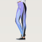 Blaue und Lila Leggings mit schwarzen Streifen (Links)