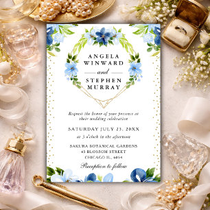 Blaue und marineblaue Blumen Herz Kranz Hochzeit Einladung