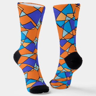 Blaue und orangefarbene Socken mit geometrischem M