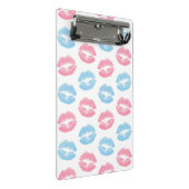 Blaue und rosa Lippenmuster, Lipstick, Kiss Mini Klemmbrett (Schrägansicht)