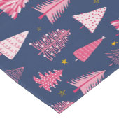 Blaue und rosa Weihnachtsbaummuster Kurzer Tischläufer (Ecke)