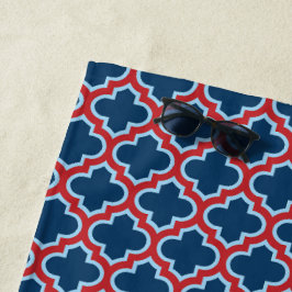 Blaue und rote marokkanische Trellis, Gitter, Quat Strandtuch