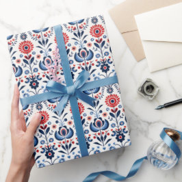 Blaue und rote skandinavische Folkloregation Geschenkpapier