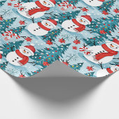 Blaue und rote Weihnachtsschneemänner Festlich Geschenkpapier (Ecke)