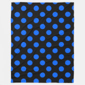 Blaue und schwarze Polka Fleecedecke (Vorderseite)
