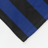 Blaue und schwarze Streifen Fleecedecke (Ecke)