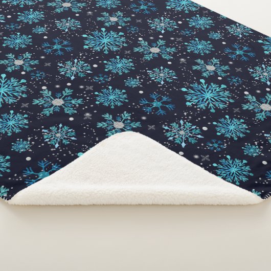 Blaue und Silberne Winterschneeflocken Sherpadecke (3/4)