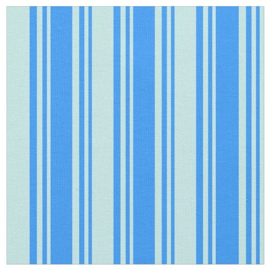 Blaue und türkisfarbene Linien Stoff (Nahaufnahme)